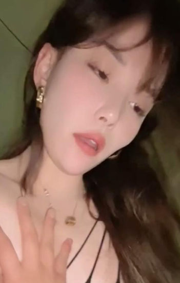 总华探长的小* 新作流出 商K的小*货又当又立 被大*巴疯狂爆* “**只能被爸爸*”全程*话不断 ！