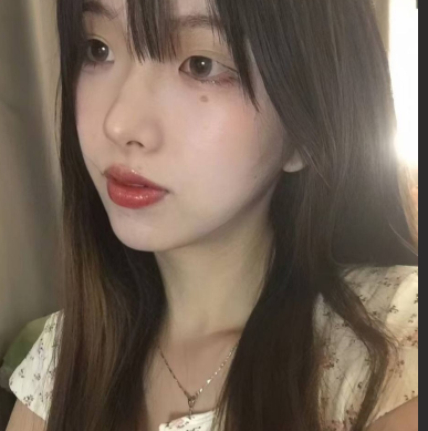 南昌艺术学院学姐 李欣茹 长相甜美的她恋爱后和男友开房被彻底开发到**层出不穷后 被男友**