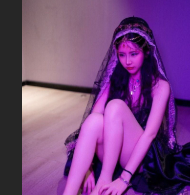 极品反差女孩 仙仙 外表神似仙女姐姐刘亦菲 被网调大神查小里*猛* *感美*肥*让人垂涎欲滴！