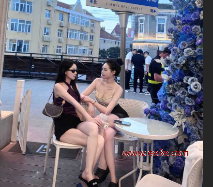 深圳艺术学院校花 张欣兰 被渣男**曝光 顶级颜值女神*上超级主动 露脸**被*爆*！