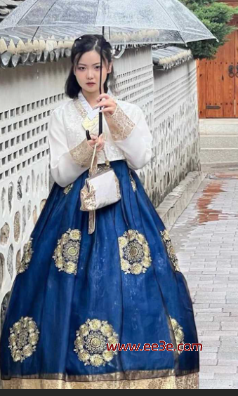 外网高颜值小网美 芷芷 *爱视频曝光 超可爱女主美*笔挺**美 ***连连！