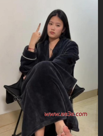 推特 南南爱吃糖 爆料曝光 上海白富美完美露脸 深夜停车场撒*街头全** 阿黑颜*** *到没边！
