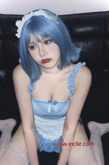 女性系网红遭土豪曝光*荡* *度*舞**甩动美*翘* *上爆**展现反差魅力