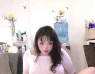 抖音反差* JJ小鱼* *度* 身着*内衣***舞 狂野***鱼特写
