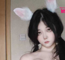 Cosplay圈情侣重磅泄露事件 白嫩女大沦为男友*** 身穿制服各种**爆*
