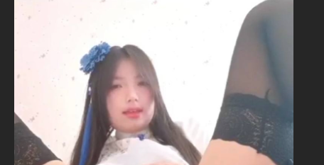 清纯可爱高中生 身着*女仆装激情** 二次元女孩*高超不断 彻底变母*！