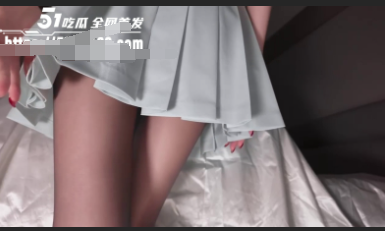推特顶美女性 小桃 会员新作 3D无缝黑色袜子 大*高高撅起等*狠狠*入