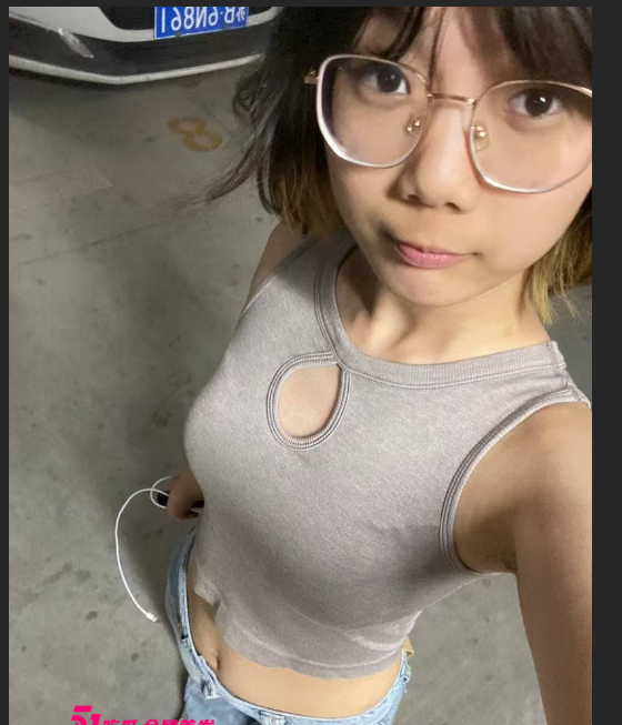 可爱制服辣妹 Violent *爱合集 线上*聊洗澡** 线下**享受高*刺激