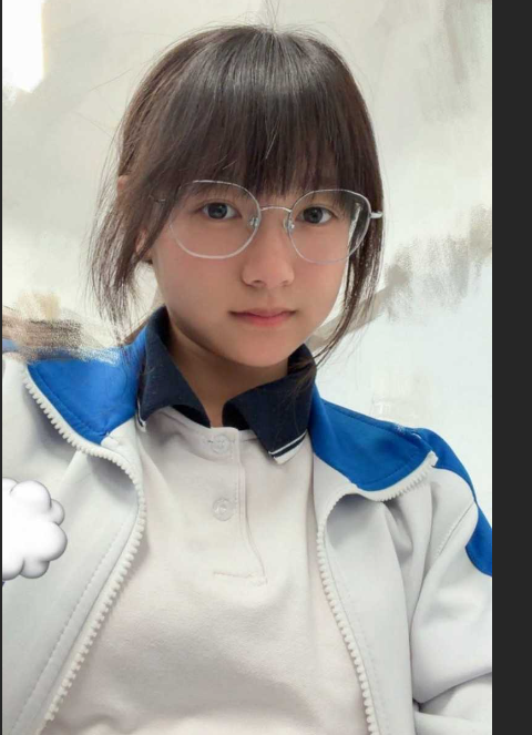 天津学生 李佳慧 做*与*闹掰 多次私下接客** 卖*照*圈钱！