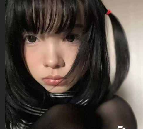 广东江门大二学生 邓佳欣 表面清纯私下竟是有钱人* 有钱*得没边