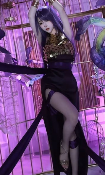 高颜值coser女神 小白Nanno 私密视频泄露 黑色袜子翘*被** 28岁女性人设彻底崩塌