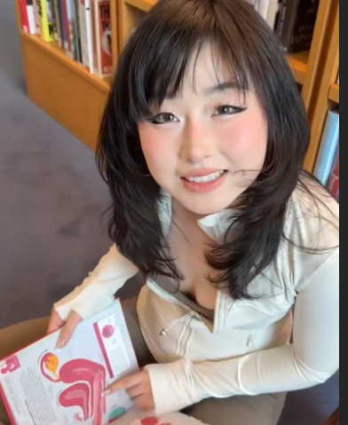 可爱* 噗噗 图书馆偷学*知识 被男同学搭讪 带她到厕所实战**！