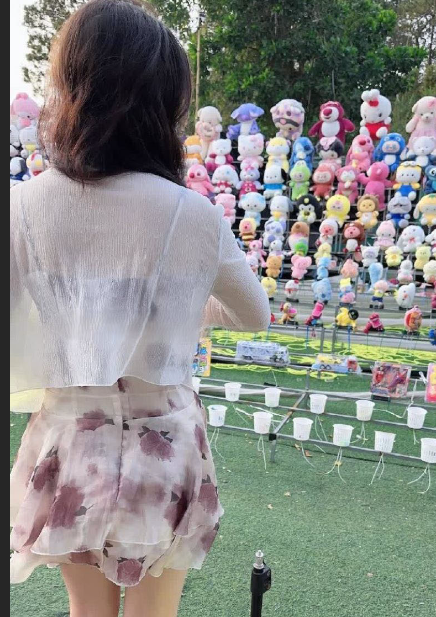 海角*大神妹妹日记 妹妹由于工作情绪低落 带妹妹游玩* 嫌我*的**少