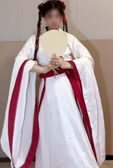 推特*舞天花板 小乔 高价定制 女大舞姬最新*舞 民族*扭腰顶胯汽车摇**翻天
