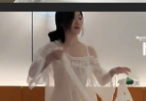 杏吧曹长卿 **极品女孩 身着纯白透视*装多*猛* 打得又红又肿！