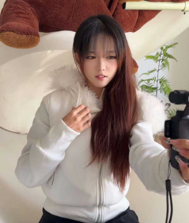 河南爆*女孩 柳诗涵 玩*被男友怒曝 爆**被*疯狂* *劲堪比*新星！