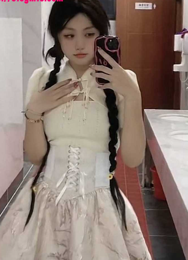 极品大** 王静 **泄露 超美颜值甜中带* 玩***友 **态迷人心动！