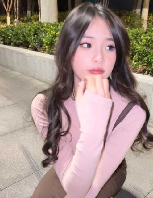 上海长腿反差* 情侣*泄密 *拴脖蜜桃*** 表情*荡到爆