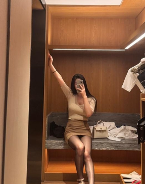 *感女性 与男友*爱自拍 被多体** 第一视角展示 *话对白十分*彩！