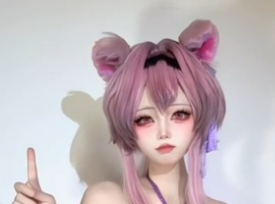 推特超高颜值女孩 希尔薇 4月最新作 极品*舞扭腰顶胯 *挺*翘**翻天