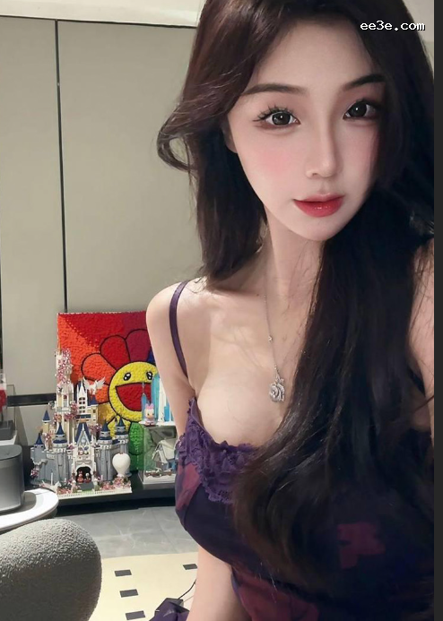 超*感女性展示* 身着*黑色袜子被*猛攻 那年的清纯再也回不去了！