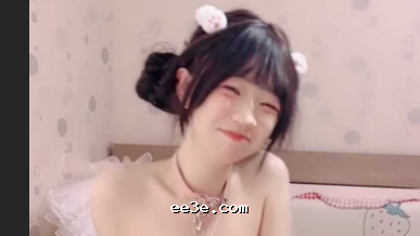 女孩主播 邪恶双马尾 与闺蜜**** 两只小*娃强强联手吸引满屏极致**