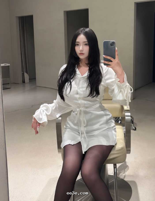 **大神 我的枪好长 再战*桃子 九头身黑色袜子尤物被多体** *溢出屏幕！