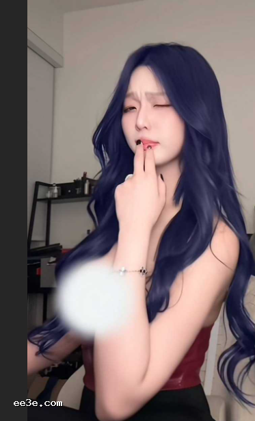 百万网红 肉肉小野猫 ** 换装狂扭*感热舞 一镜到底超会迷人！