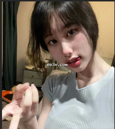 成都爆*学妹 韩婷 发自拍*片*男友 玩圆珠笔怼*** *到极致