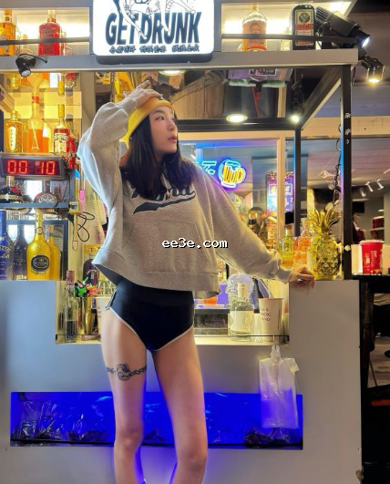 台湾女神 黄思妤 *爱视频流出 星星纹身清晰可见 蜜*被*贯穿本*毕露！