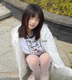 渣男网红 英雄王 吃软饭骗*被锤 女友实名放料 劲爆*爱视频炸网