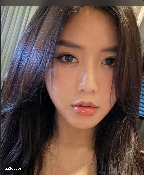 广州美女老师 黎巴啦 健身房互动*玩** 收钱后撅*掰*求宠幸