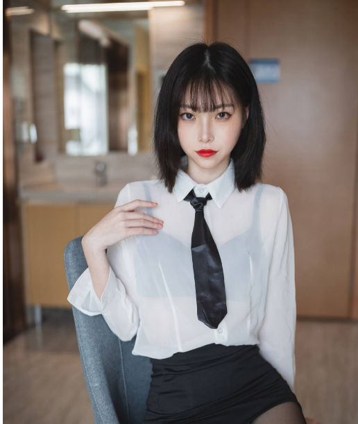 许岚LAN NO.02 OL制服 Office Lady [41P-587MB]