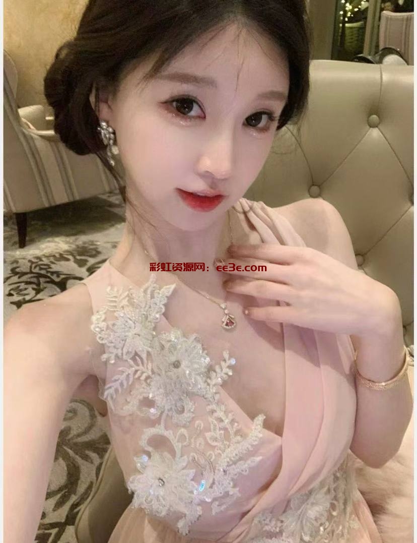 身高：170 胸围：C+++ 一 碰出水 敏感体质 皮肤雪白 叫声超绝 纯御天花板 不能错过的超级极品 不催客服务 热情 等待您的开发∞