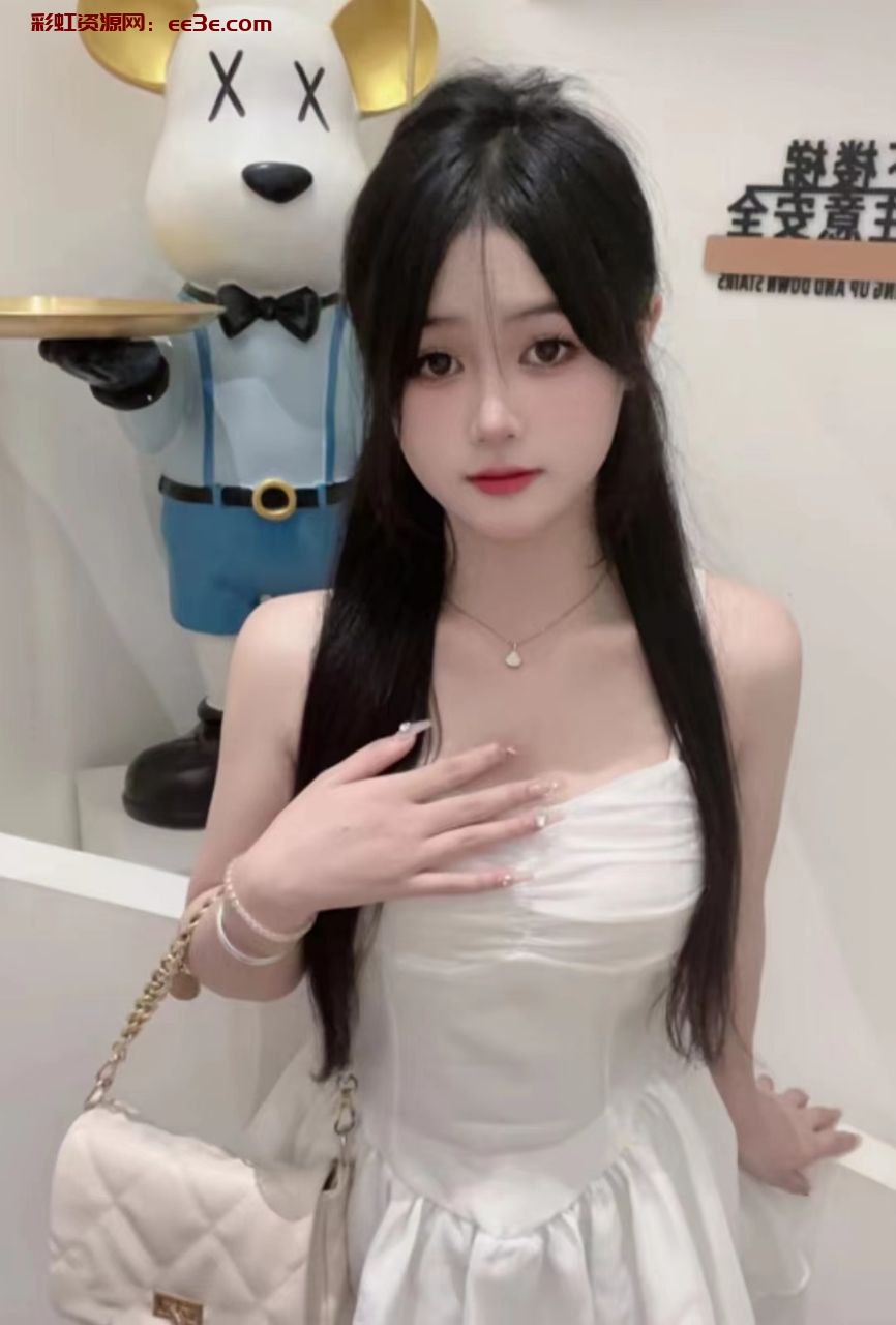 净身高167，皮肤滑滑，上下紧致， 真实C?，年龄20岁，服务超级好，水多