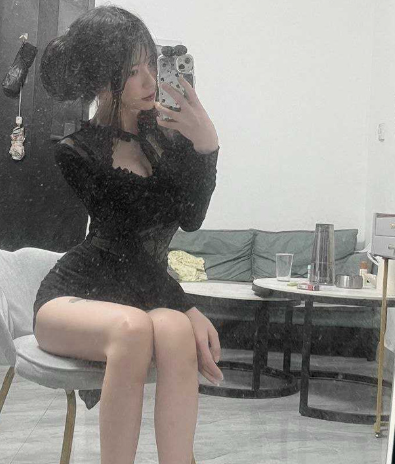 福建美女 郑汐玥 遭男友曝光*爱视频 ***蜜***不停 ****榨*展示*技