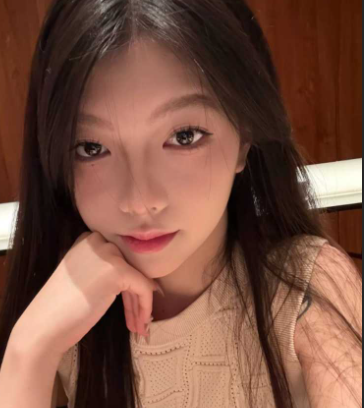 湖南清纯女大 *爱* 涉世未深被渣男骗进* 彻底堕落成*模样！