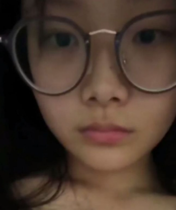 贵阳反差* 罗依玲 异地恋***男友 主动*****榨* 上*秒变*母*