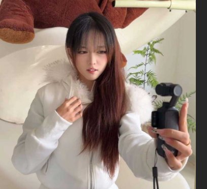 河南高颜值*货 严诗雅 *蛋蛋**入骨 翘大*扭动求* 被*高速*