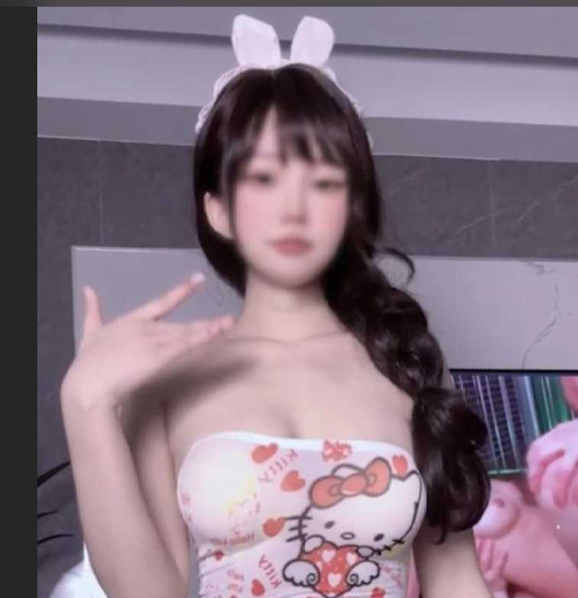 超人气女神 小仙云 4月VIP*舞新作 顶级变装高质动感*舞 舞姿*到直接起飞