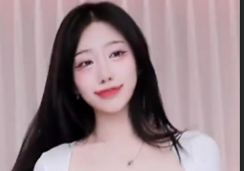 韩国美女 plmqwe 直播*舞** 两团白嫩大*上下*颤 **嫩*饱满湿润！