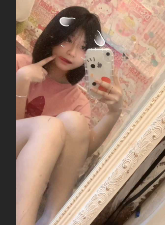 软萌女孩 乌萌萌 专属优惠 镜前开腿*** 纯欲脸直接玩到崩坏！