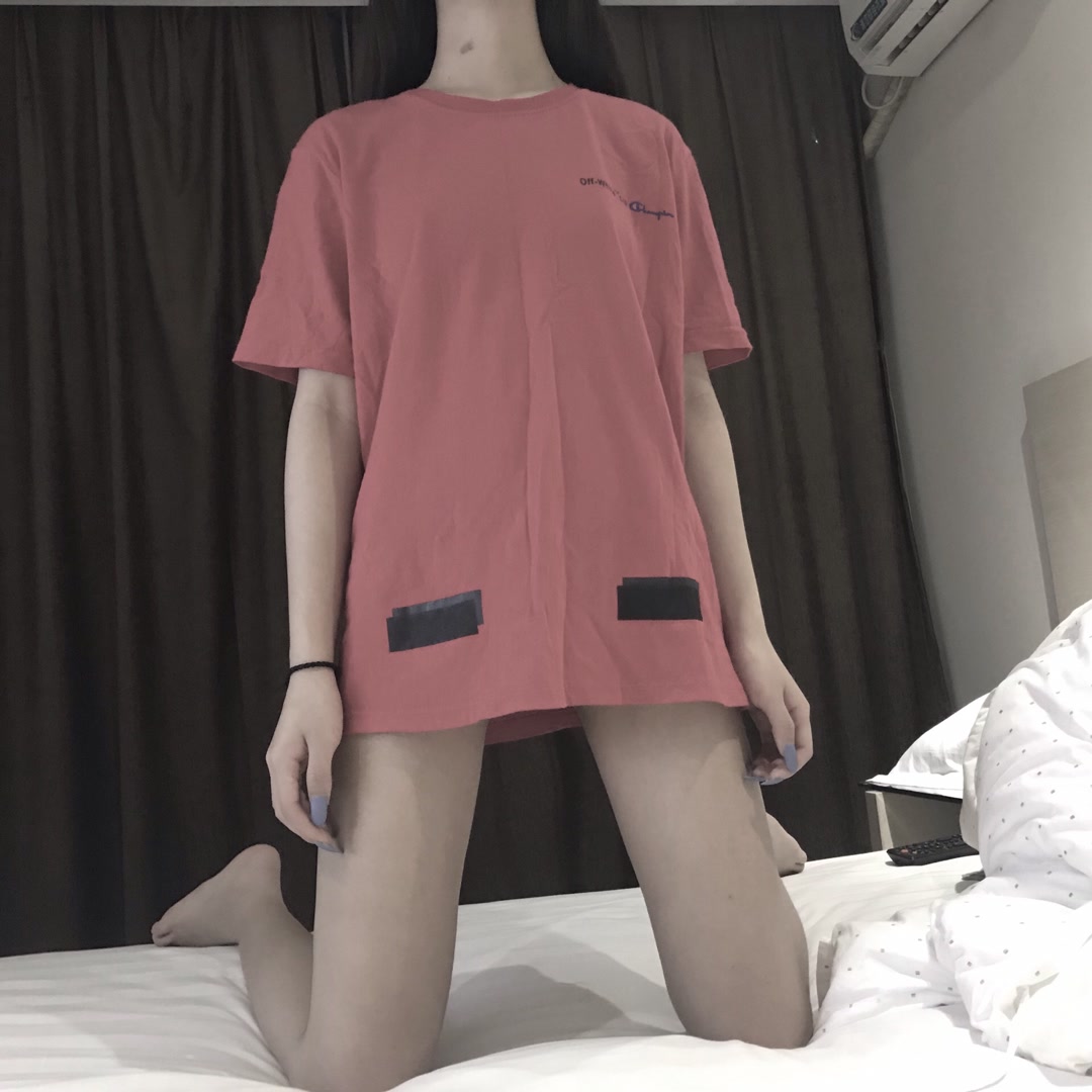 API随机调动图片源码+414张美女孩黑色袜子图