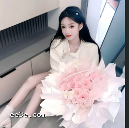 上海反差嫩妹 周诗雅 分手后被男友曝光** 表面清纯私下狂野 *技一流痴迷*！