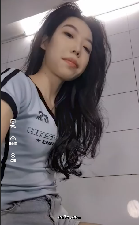 推特女神 丝丝不是思思 直播与*友各种* **巨口狂吞** **爆表！