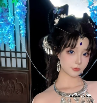 二次元福利姬 玉汇 苗蛊柔情 **娇躯*感扭动 古*制服***展示