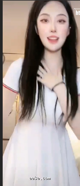 抖音网红 丁姐 直播闪现走光 腿部白嫩修长 翘*圆润无敌 完美身材令人血脉*张！